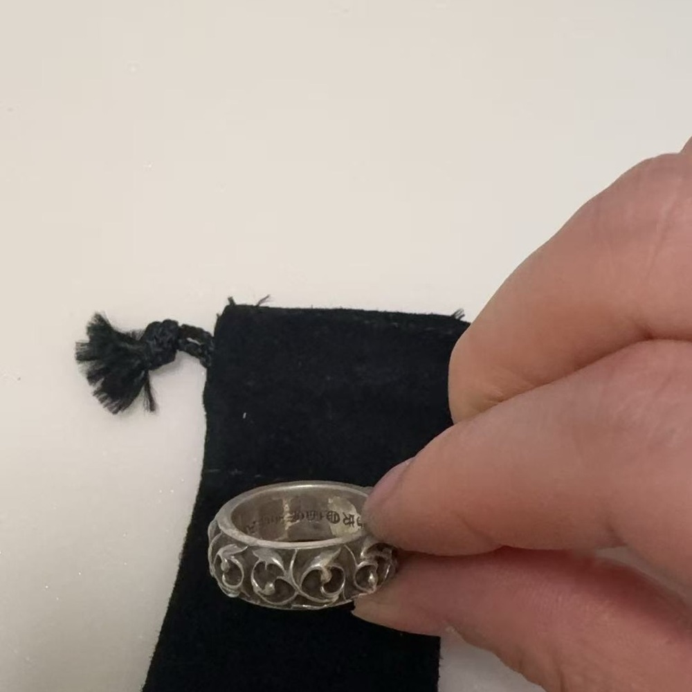 Elegant Silver Women's Ring